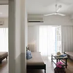 Szálloda Kamari Beach Hotel 3*