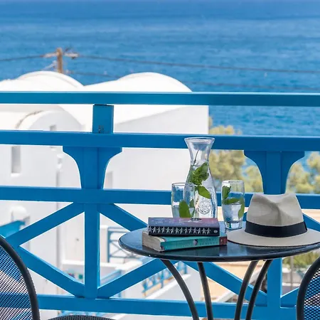 Kamari Beach Hotel 3*