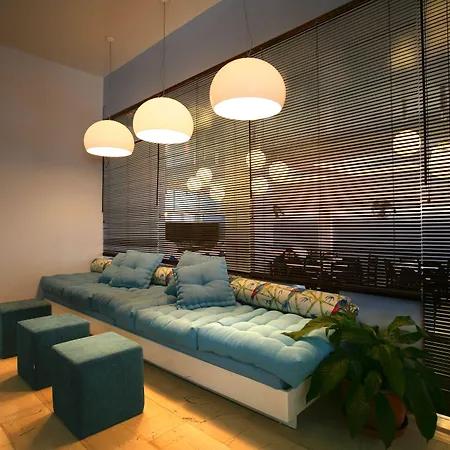 מלון Kamari Beach Hotel