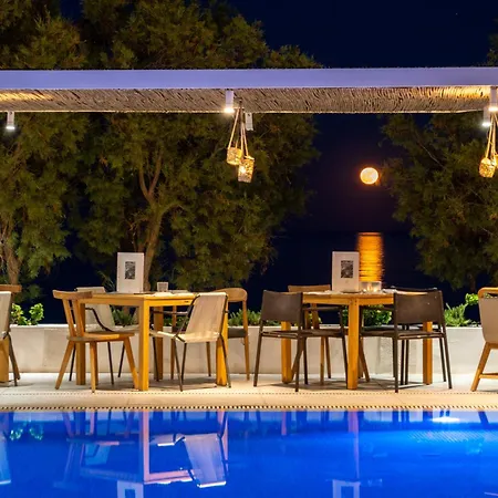 Kamari Beach Hotel