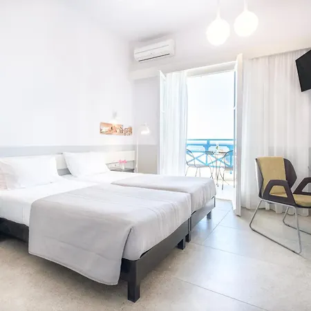 מלון Kamari Beach Hotel Kamári