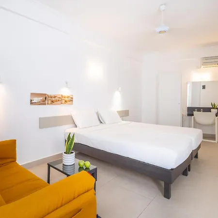 Kamari Beach Hotel