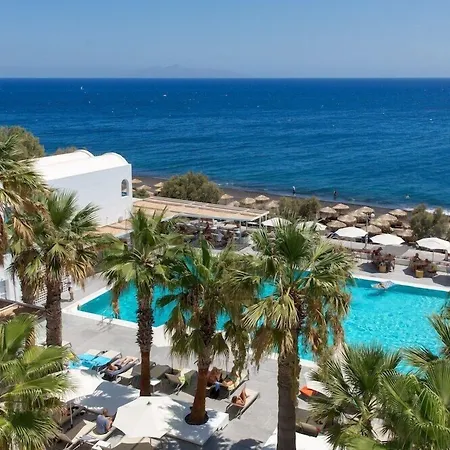 Kamari Beach Hotel 3*