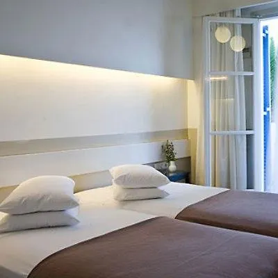Kamari Beach Hotel