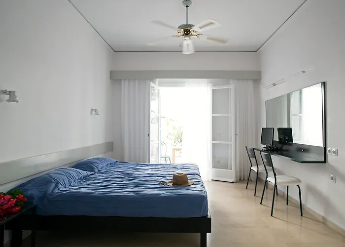 Kamari Beach Hotel 3* Kamári