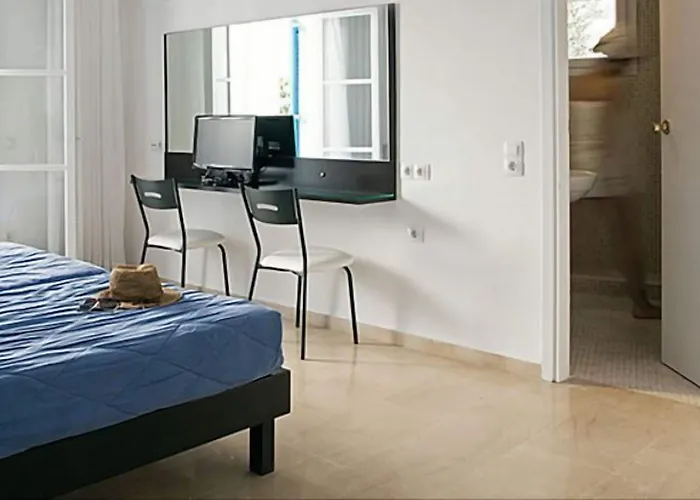 ホテル Kamari Beach Hotel