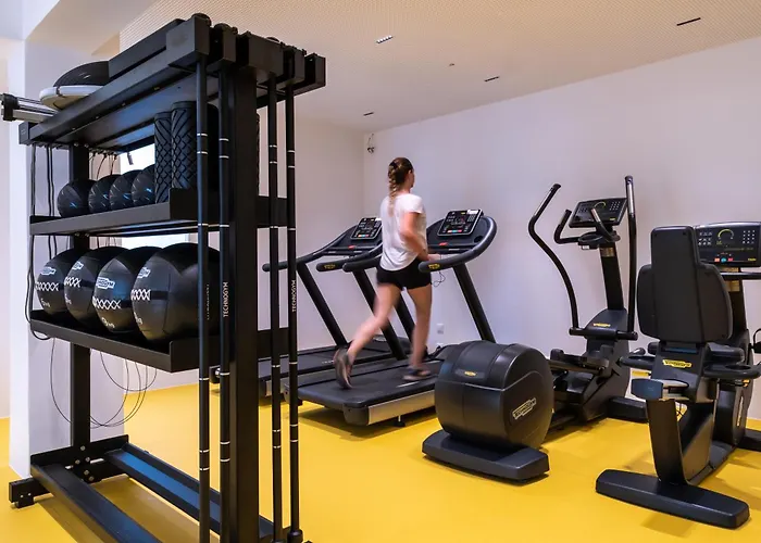 ホテル Kamari Beach Hotel