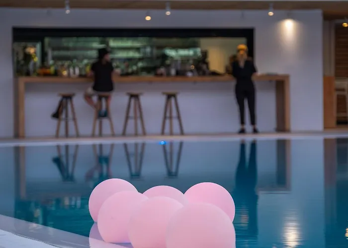 كاماري بيتش