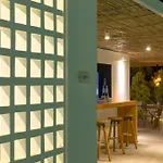Отель Kamari Beach Hotel