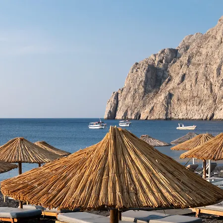 Kamari Beach Hotel 3*