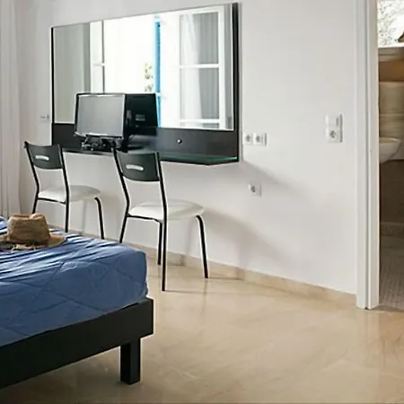 Kamari Beach Hotel 3* Kamári