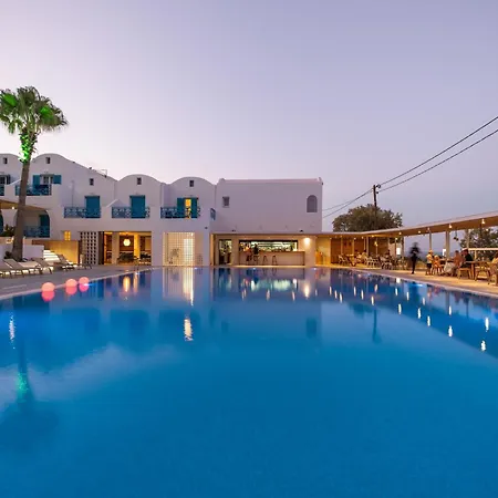 Kamari Beach Hotel 3*