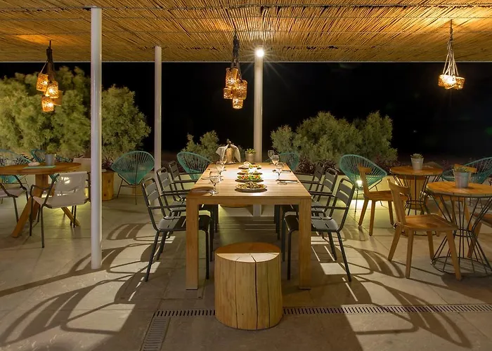 Otel Kamari Beach Hotel